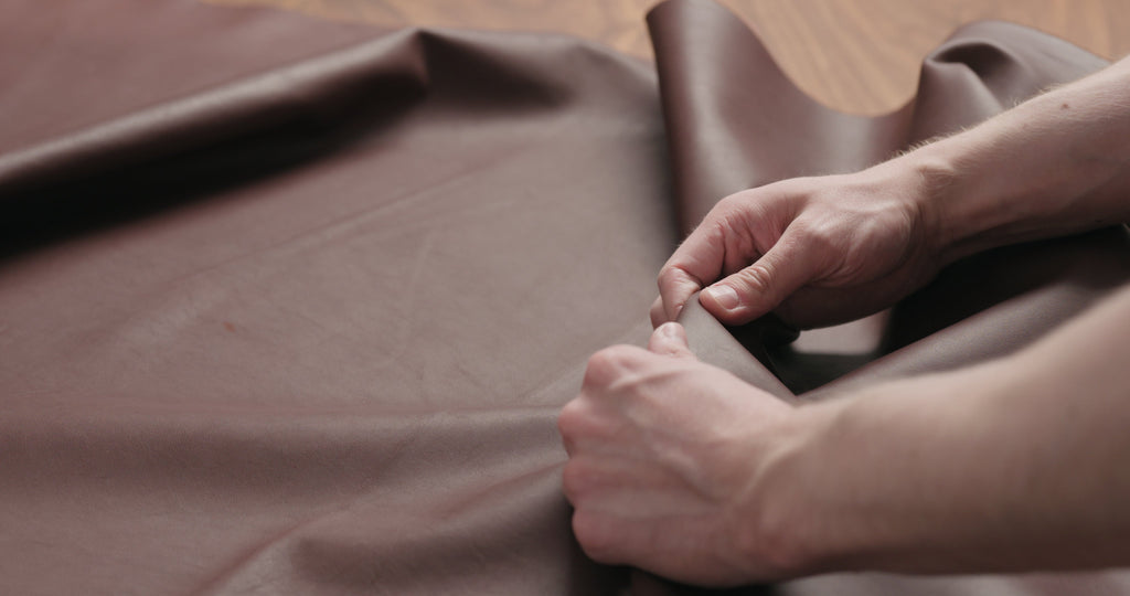 Atelier Tamago Leather Guide- Swift VS Togo: Choose Your Perfect Watch Strap